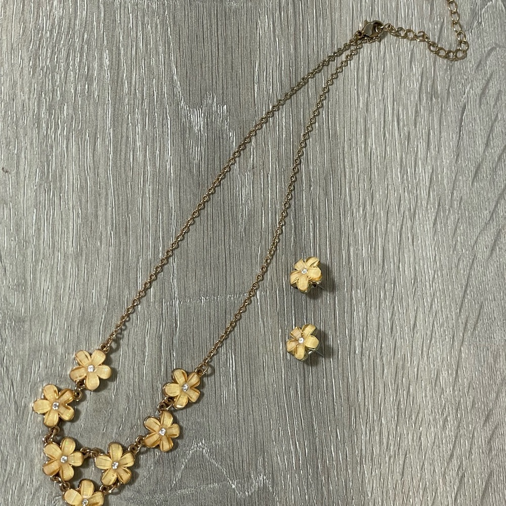 Gold Floral Necklace and Earring Set